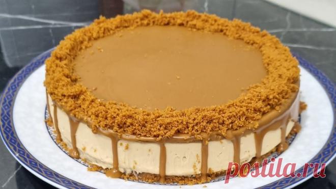 Dies enthält ein Bild von: Best Lotus Biscoff Cheesecake | Homemade Lotus Cheesecake | Biscoff Cheesecake | By Cook With Shazay
