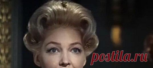 Народная артистка СССР Ирина Скобцева отмечает юбилей — сегодня ей исполняется 90 лет.

 http://teleprogramma.pro/news/267221/