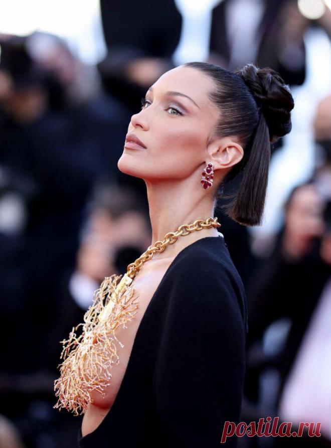 Белла Хадид показала декольте, которое не оставляет места для фантазий (Фото)
Добрый день, дорогие друзья. Хотя престижный Каннский международный кинофестиваль стартовал уже несколько недель назад, когда на знаменитой набережной Круазет снова была официально проложена красная ковровая дорожка, можно сказать, что настоящее зрелище началось только после того, как туда начали прибывать супермодели....
Читай дальше на сайте. Жми подробнее ➡