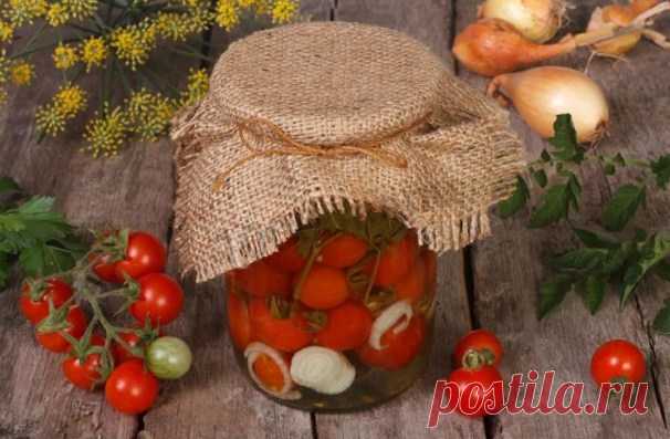Многие хозяюшки в поисках интересных, проверенных и несомненно вкусных рецептов для консервации. Сегодня я для вас приготовила подборку из разных, невероятно вкусных и оригинальных рецептов заготовки помидор на зиму. Рецепты проверены, просто пальчики оближешь, в прямом смысле этого слова. Не теряем время - выбирайте рецепты по душе и творите чудесную закуску на зиму!