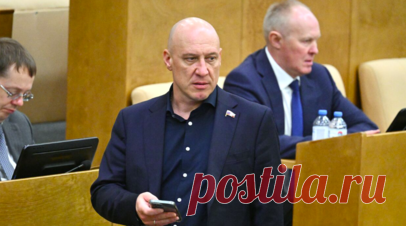 Денис Майданов объявлен в розыск на Украине. Служба безопасности Украины объявила в розыск российского певца и депутата Госдумы Дениса Майданова. Читать далее