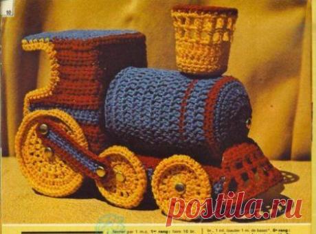 Паровоз, вязаные игрушки