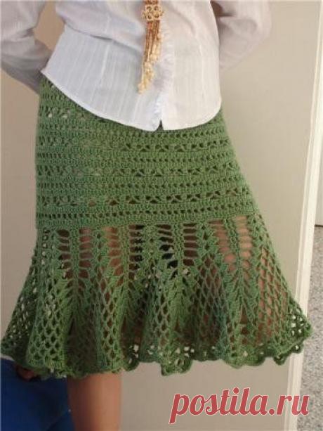 Зеленая юбочка крючком.