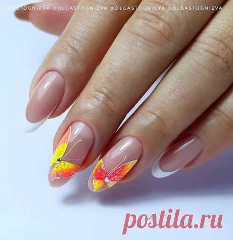 Нежный маникюр с бабочкой