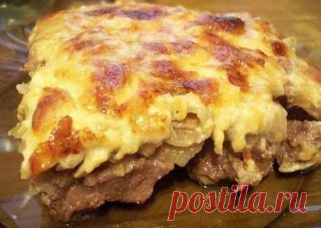 Говядина по-купечески с сыром и грибами