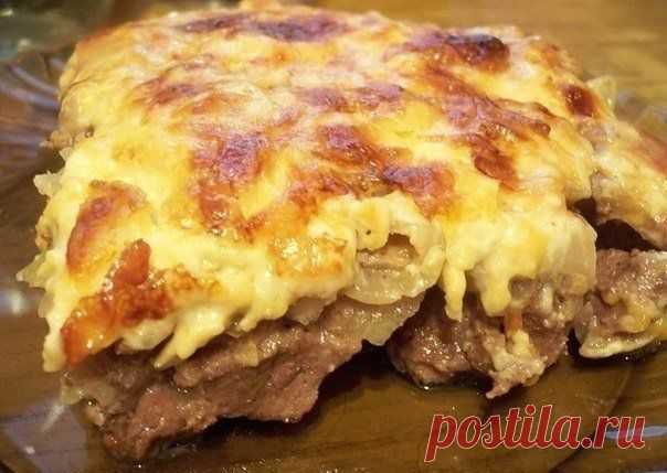 Говядина по-купечески с сыром и грибами