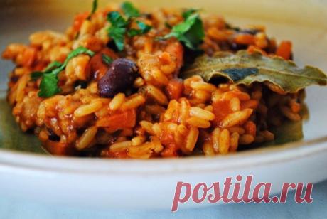 Отличный гарнир: томатный рис с фасолью | Вкусные рецепты