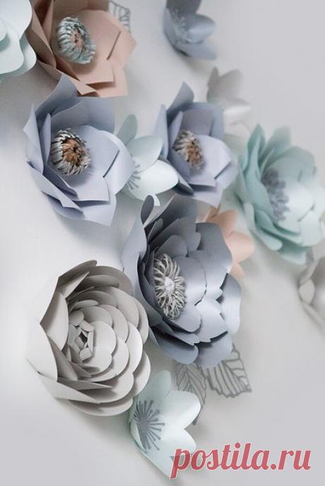 Российский ландшафтный дизайнер создаёт потрясающий декор Необыкновенные цветочные композиции и скульптуры для оформления квартиры создаёт дизайнер из Москвы - Эля Вяземская. Для создания такого уникального декора она использует плотную, дизайнерскую бумагу, которая, хоть и не любит влагу, но, в отличие от живых цветов, никогда не завянет. Молодая мама и рукоделица имеет очень тонкое чувство цвета. Все цветы переливаются, как контрастными, так и спокойными цветовыми гаммами и подбираются…