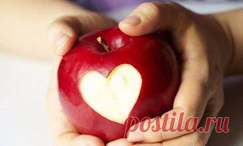 Для здоровья человека, в первую очередь, должно быть здоровым его сердце.

Если сердце слабое, то, даже если всё остальное тело в норме, оно будет ощущать постоянную слабость.
Поэтому неважно, в каком теле вы родились, в мужском или женском, удобном или не удобном, важно только одно — здорово ли ваше сердце, а настоящее здоровье сердца — это желание и умение делать добрые дела.