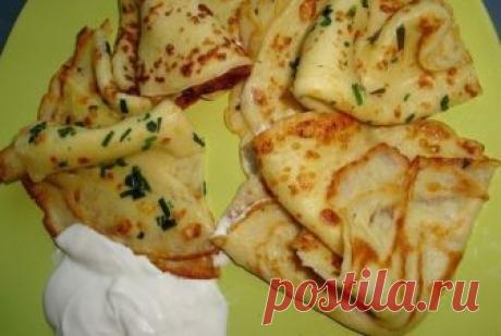 Тонкие картофельные блины 
источник Лучшие рецепты Повара

Тонкие картофельные блиныИнгредиенты:●5 небольших картофелин●250-300 молока●250-300 муки●3-4 зб чеснока●3 яйца●1 ст л(без горки)сахара●3+2ст л растит масла●соль●петруш…