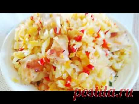 Ленивая курица с овощами/ Почему я раньше ее не готовила! Ленивая курица с овощами/ Почему я раньше ее не готовила! Блюдо получается сочным и очень ароматным! Легко готовится! Ингредиенты: Филе курицы (лучше бедрышек) - 600-800г Капуста - 600г Лук репчатый - 1шт Морковь - 1 шт Перец болгарский - 1 шт Чеснок - 1-2 зубчика Соль - по вкусу Специи - по вкусу..