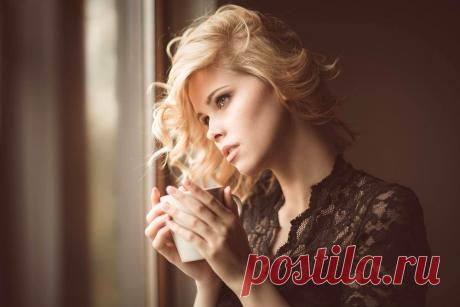 17 советов девушке для успеха в отношениях! 1. Три вещи нужно показывать парням как можно реже: слезы, небритые подмышки и характер. 2. Не спеши говорить, что это Твой Человек, пока вы не переживете вместе Утрату, Победу, Чужую Победу. И Ремонт. 3. Не рассчитывай на то, что твой парень будет силен в том, в чем ты сама «ноль…