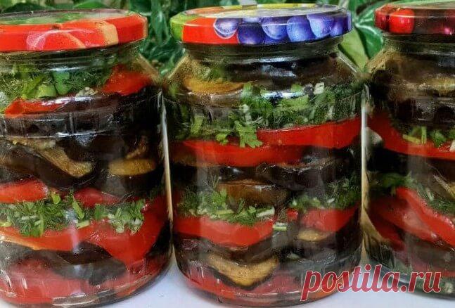 Баклажаны поджариваем и раскладываем по баночкам: вкусная закуска на зиму Эта овощная остренькая закуска ассорти понравиться всем, а в зимние холода будет весьма кстати. У нас такая вкуснятина до зимы не стоит, съедается ещё осенью!))). Подается к вторым блюдам, гарнирам и как отдельное блюдо.