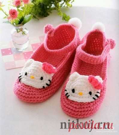Вязаные тапочки Hello Kitty » Ниткой - вязаные вещи для вашего дома, вязание крючком, вязание спицами, схемы вязания