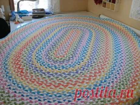 Нереальной красоты ковры из футболочной пряжи