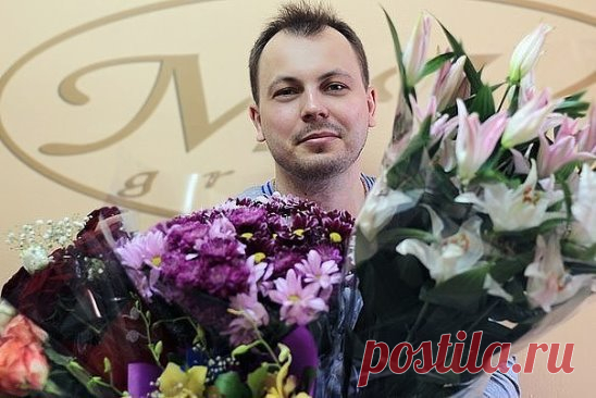 18 октября 1983 года родился 
Ярослав Сумишевский – певец, музыкант, телеведущий.
Ярослав родился в городе Шахтерск (Сахалинская область).