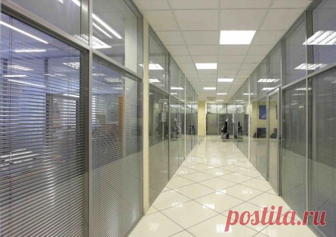 Офисные мобильные и стационарные алюминиевые, пластиковые перегородки от компании ООО "Алпластрой"