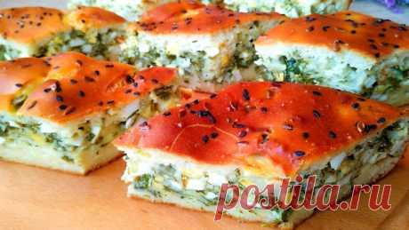 Заливной пирог на кефире! За уши не оттащить от такой вкуснятины! Всем большой привет! Сегодня готовим вкуснейший заливной пирог на кефире с зеленью и яйцами!Для тестаЯйца – 3 шт.Кефир/ряженка – 400 гр.Мука – 200 гр.Соль – 1/3 ч.л.Разрыхлитель для теста – 10 гр.НачинкаУкроп – 1-2 пучкаЗеленый лук – 1-2 пучкаЯйца отварные – 4 шт.Сметана 1 ст.л.В миске...