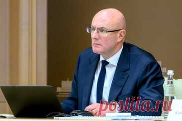 Чернышенко призвал решить логистические проблемы в детско-юношеском спорте. Вице-премьер РФ отметил, что самой уязвимой частью населения в качестве доступности спорта являются многодетные семьи, семьи участников СВО, семьи в сельских регионах