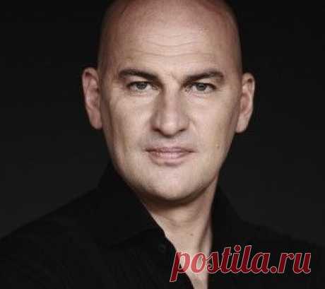 Секреты «новых богатых». Свобода выбора. Вопрос принятия решения – вопрос ВОЛИ человека. Вопрос КАЧЕСТВА образования. Кем и как формируется модель поведения человека. Рекомендую интервью Артёма Мельника с Радиславом Гандапасом - https://nrsecrets.ru/radislav-gandapas-freedom/
