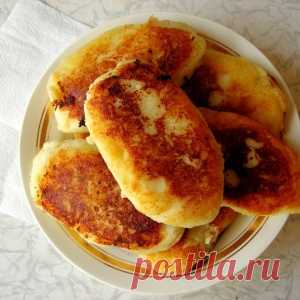 Картофельные пирожки с сосиской внутри - МирТесен