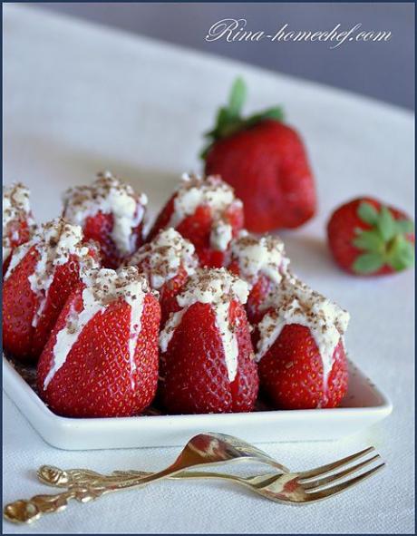 Клубника с рикоттой и тертым шоколадом - Кулинарные заметки