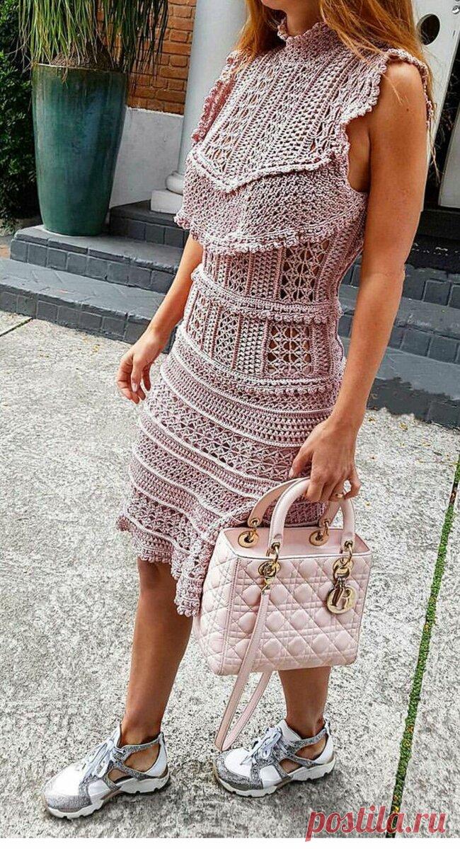 Что бы там не говорили, а вязаные платья это невероятно красиво, женственно и всегда модно! | Вяжем, лепим, творим, малюем) | Яндекс Дзен
