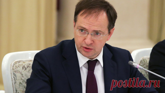 Мединский рассказал о потерях советского народа от геноцида нацистов. Потери советского народа в результате геноцида со стороны гитлеровской Германии и ее сателлитов составили 15-16 млн человек. Об этом заявил помощник президента РФ, председатель Российского военно-исторического общества Владимир Мединский, ...