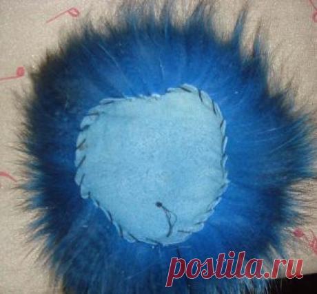 Шьём помпон из меха