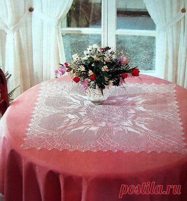 Для праздничного застолья вяжем красивую, ажурную скатерть!