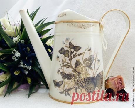 Декорируем лейку «Бабушкино наследство»