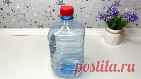 ИДЕИ ИЗ КАРТОНА | Пригодилась пластиковая бутылка от воды. Применила технику плетения и не ожидала, что получится такая красота для домашнего хранения.