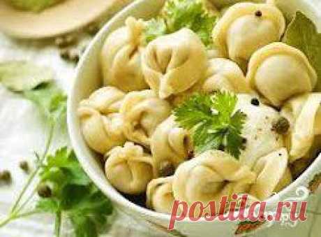 60 рецептов домашних пельменей!
Свое всегда вкуснее &gt;
Рецепты: https://povar.ru/list/pelmeni/