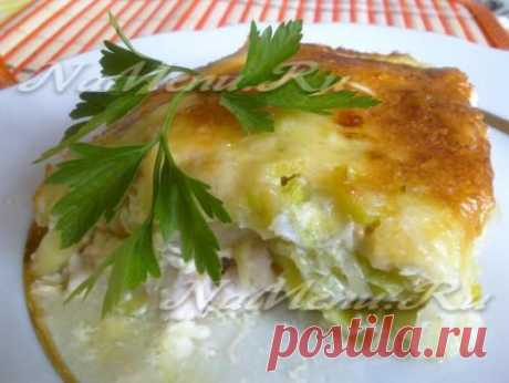 Запеканка из куриной грудки с луком-пореем