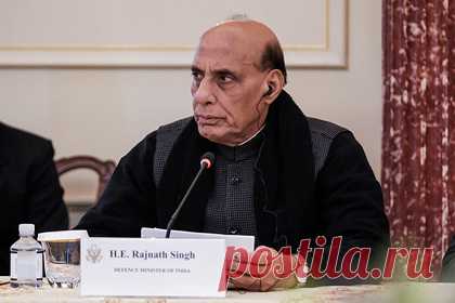 Индия поблагодарила Россию за задержание готовившего теракт боевика. Министр обороны Индии Раджнатх Сингх поблагодарил российского коллегу Сергея Шойгу за задержание в России боевика, готовившего теракт в отношении одного из представителей правящих кругов республики: «Министр Раджнатх Сингх выразил свою глубокую признательность и благодарность за арест в Москве террориста».