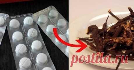 Врач рассказал, чем заменить ибупрофен! Жаль, такие средства никто не рекламирует, все мы — заложники аптеки…
Не секрет, что печень страдает не только у алкоголиков. Цирроз, гепатит, печеночная недостаточность… Стоит только выпить неудачное гепатотоксическое средство — и на тебе! Перечень таких препаратов неимоверно длинный, однако есть и такие, которые всегда под рукой. Ибупрофен, например. Чувствуешь легкое недомогание? Раз таблеточку, и всё прошло. 
Разумеется, что от одноразового приема иб