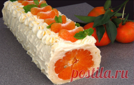 Вкусно, красиво и празднично! Новогодний рулет с мандаринами (без муки) Читать далее...