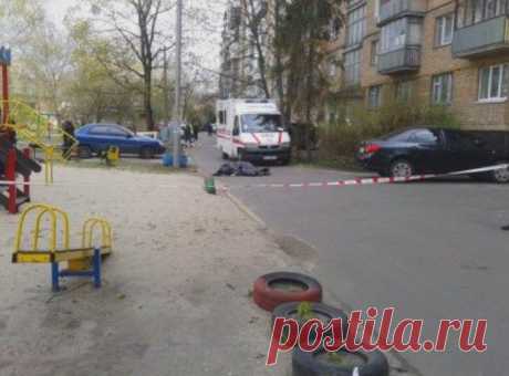 С места убийства Бузины.