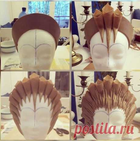 Корона снежной королевы (DIY). 
 
 Интересный и простой способ сделать сложный на вид головной убор-корону! К маскарадном костюму или на фотосессию. 