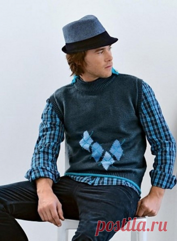 Мужская безрукавка спицами Размеры: S/M/L/XL/XXLРост, см: 170/175/180/185/190Обхват груди, см: 80-88/89-97/98-106/107-115/116-124Вам потребуется: 350/350/400/400/450 г серо-синей, по 50 г бирюзовой, голубой и тёмно-голубой пряжи Bergere de France Ideal (40% шерсти, 30% акрила, 30% полиамида, 125 м/ 50 г); спицы № 3...