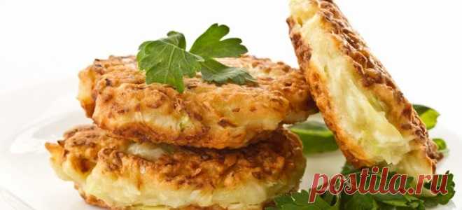Картофельные оладьи с сыром, ветчиной и мясом - рецепты из пюре. Как приготовить картофельные оладьи без яиц?
