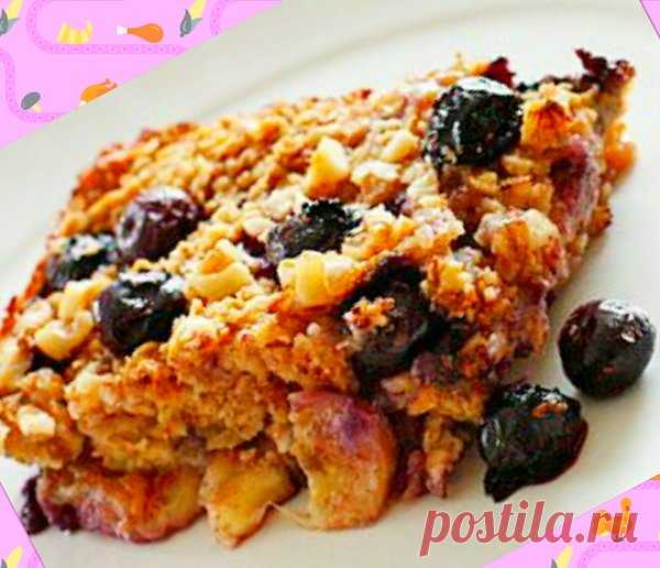 Полезный, вкусный и несложный овсяный пирог с бананами и ягодами | Вкусные рецепты