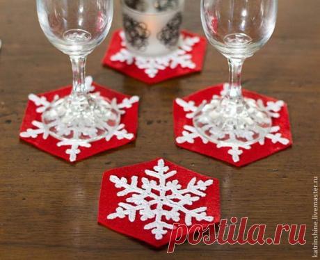 Новогодние подставки под бокалы со снежинками — Сделай сам, идеи для творчества - DIY Ideas