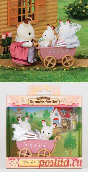 Набор "Двойняшки в коляске" Sylvanian Families, Sylvanian Families - myToys.ru, 520 руб.