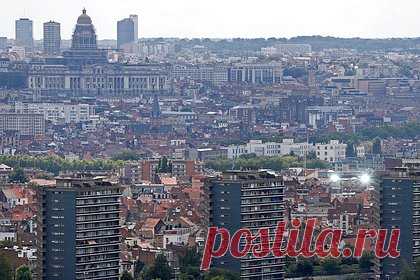 Бельгия назвала сумму заработка на арестованных российских активах. Замороженные в Бельгии российские финансовые активы позволили стране получить непредвиденный доход в размере 625 миллионов евро, сообщило казначейство. Дополнительные средства, полученные благодаря тому, что депозитарий Euroclear зарегистрирован именно в Бельгии, обнаружены во время последнего бюджетного контроля.