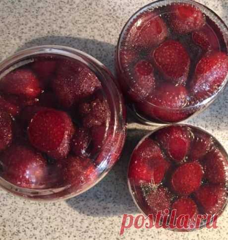 Рецепт вкуснейшего клубничного варенья от Татьяны Литвиновой | МастерШеф