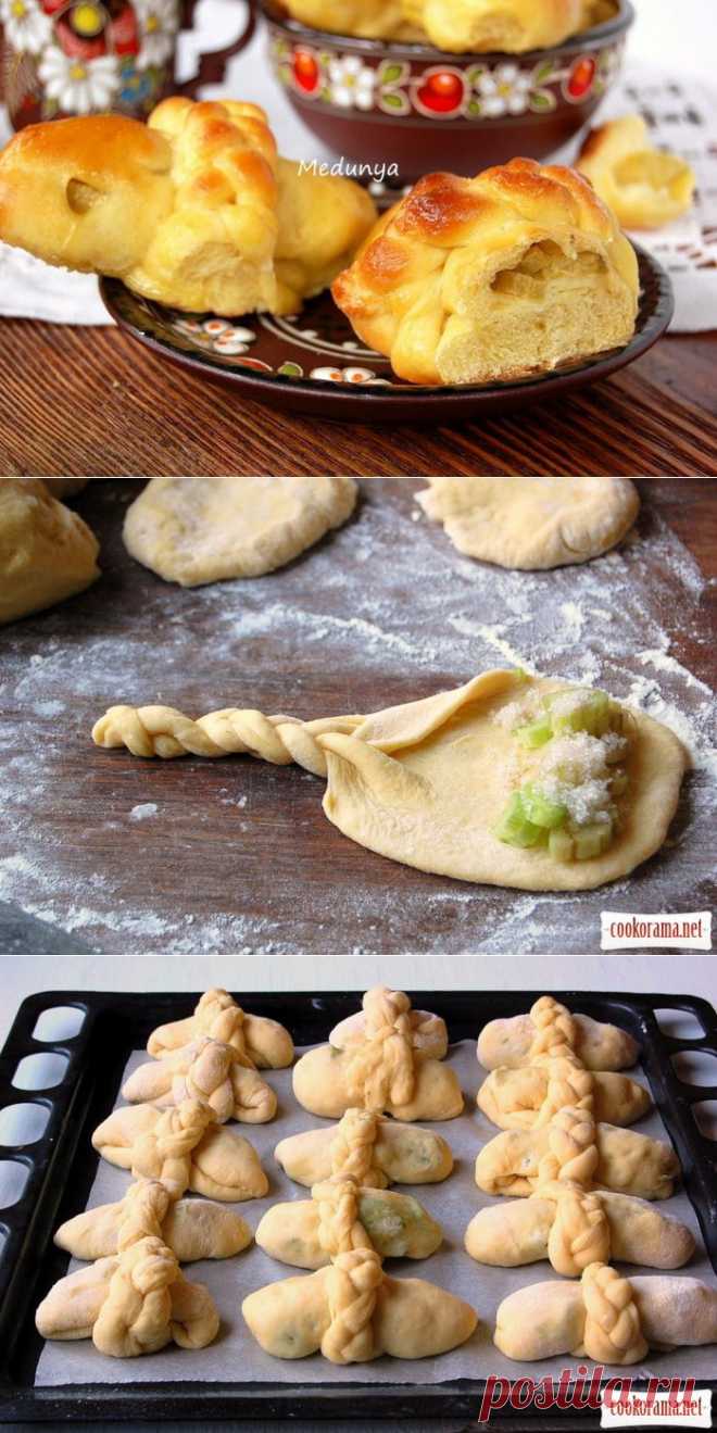 НЕЖНЫЕ ПИРОЖКИ С РЕВЕНЕМ И "КОСИЧКОЙ".