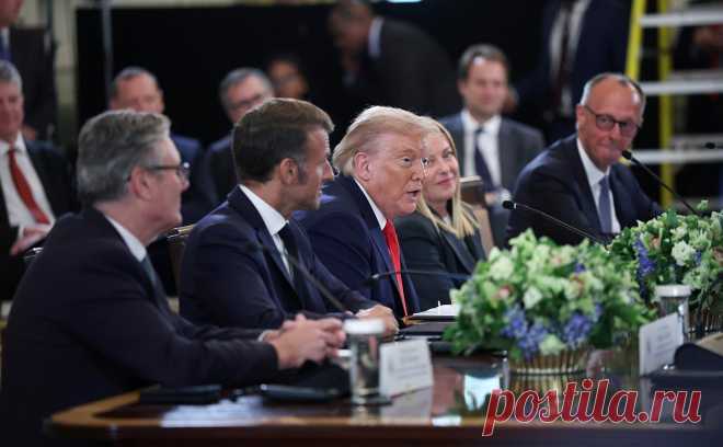 FT рассказала, как Европа «продала душу» Трампу. Вместо того, чтобы противостоять Трампу в вопросах торговли и обороны, европейские лидеры выбрали стратегию компромисса в сочетании с лестью, это вредит политике Европы, пишет FT