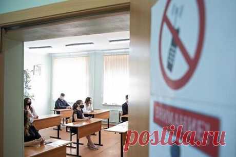 Российский учитель пригрозил ученикам расстрелом за отсутствие домашнего задания. Учитель математики в одной из школ Нижнего Новгорода во время урока пригрозила ученикам расстрелом за отсутствие домашнего задания. Инцидент произошел на занятии в элитном лицее № 40. Уточняется, что учащиеся не выполнили заданные им на дом упражнения, чем разозлили преподавателя.