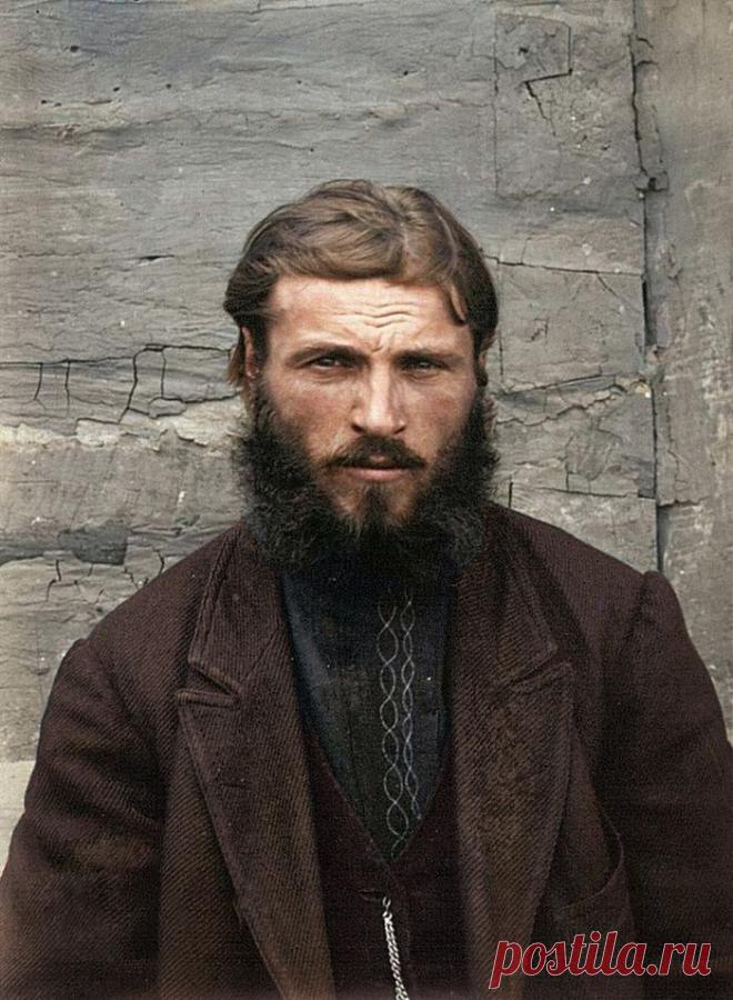 Подборка интересных и необычных фотографий Российской Империи
На фото: Крестьянин, 1900-1905 год